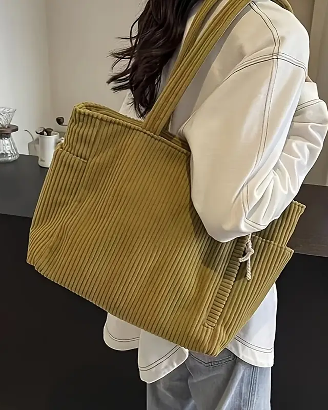 Estrella | Bolso con asas y detalle de cordón